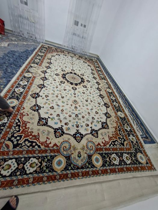 Ковёр в отличном состоянии