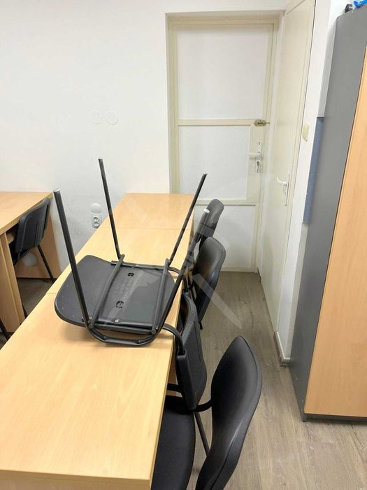 Продава се Офис в Пловдив, Христо Смирненски - 21 кв.м за 1667 €/кв.м - Снимка #5