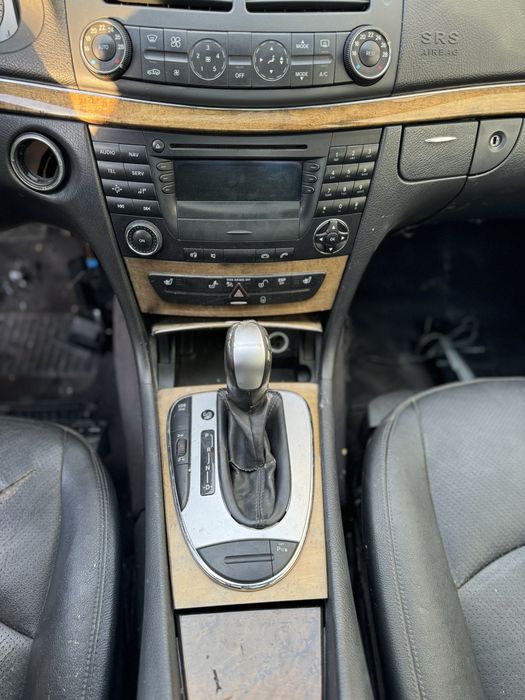 Dezmembrez Mercedes E320 W211 distronic carlig remorcare
