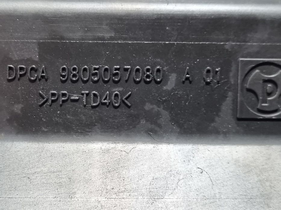 Carcasa filtru aer Peugeot 2008 Facelift 1.2 B 2016 - 2019 (1299) 9805057080a01