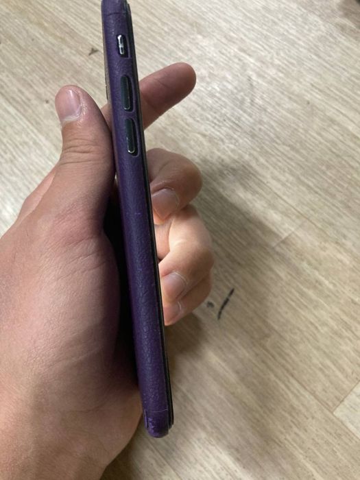 Iphone se 2020 xolati yaxshi 128/gb Kh/a