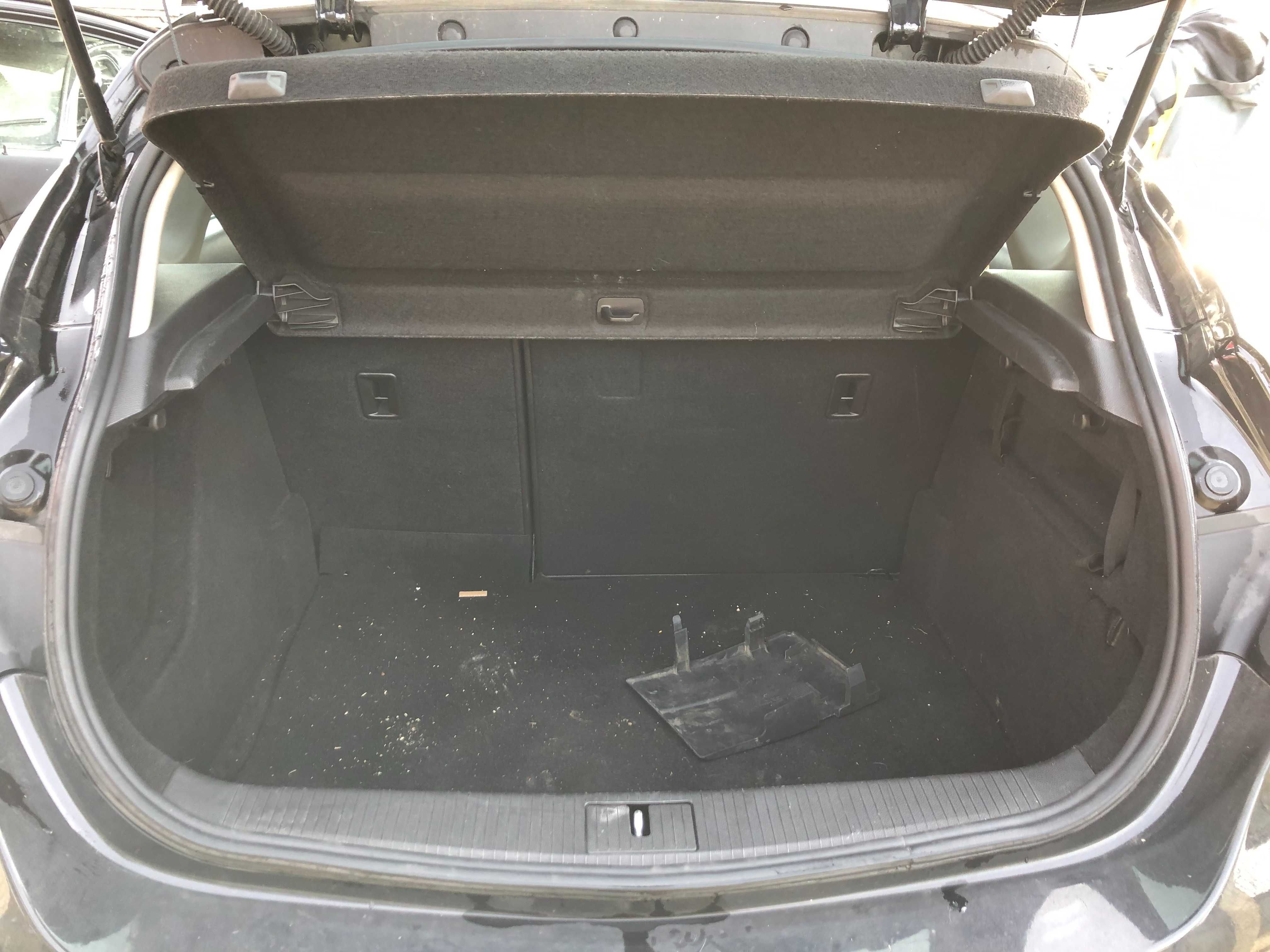 Dezmembram Opel Astra J Hatchback 1.7 CDTI A17DTJ 2009-2015