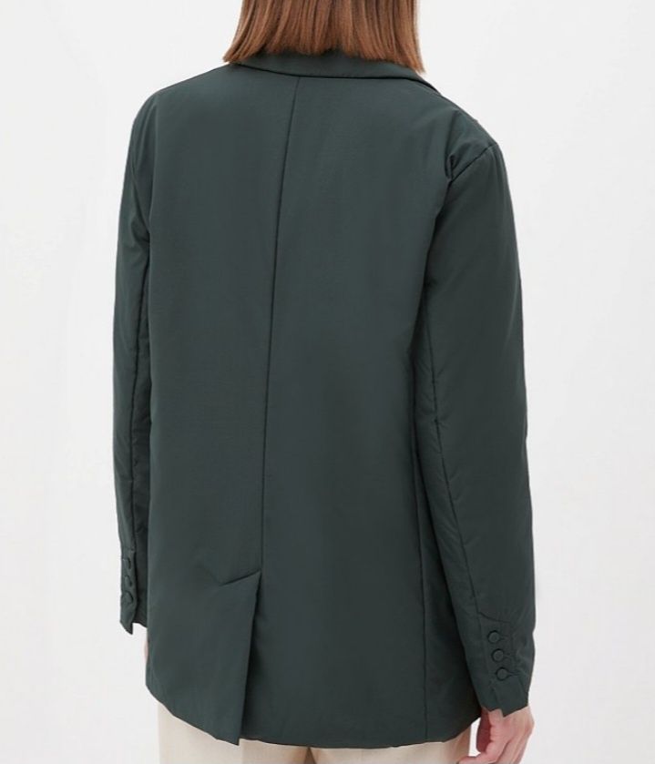 Новая куртка Finn Flare (Финляндия). Размер М (46). Цвет зелёный.

Мод