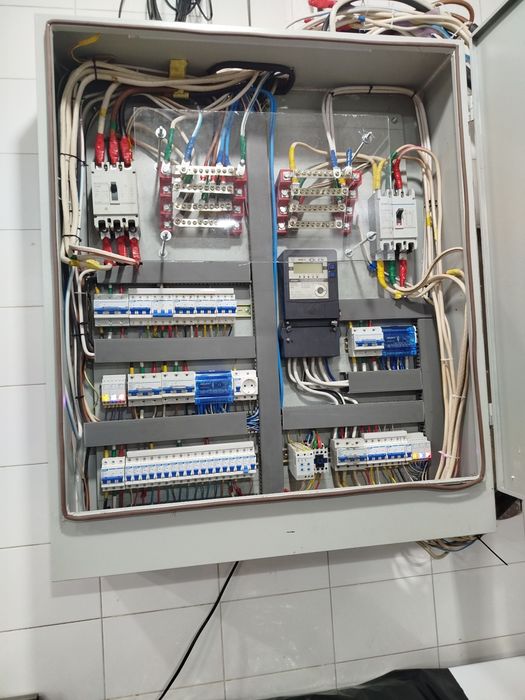 Elektirika xizmati. Toshkent shahar boʻylab.