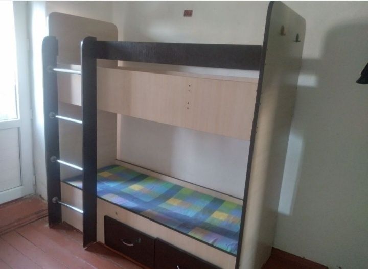 Детская кровать 2-х ярусная