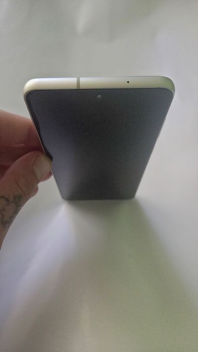 Samsung Galaxy s21 FE 128GB + Ring Case