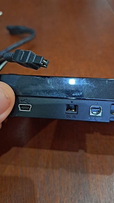 Продам видеокамеру HD...Sony оригинал