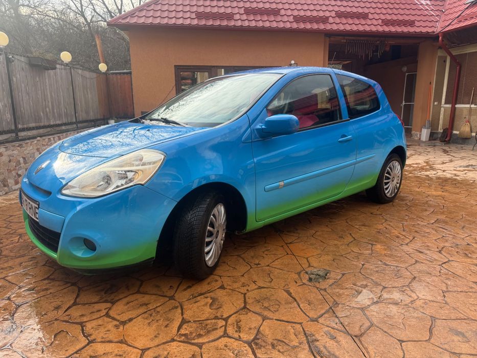 Vând Renault Clio III 1.5 dci euro 5