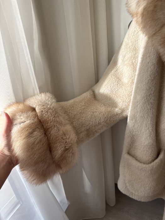 Пончо палто Алкантара Alcantara s размер естествен косъм лисица