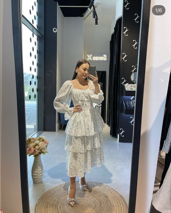 Муслиновое платье от бренде SenseX