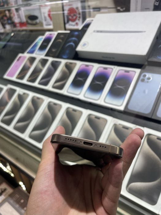 iPhone 16 pro 256 gb
