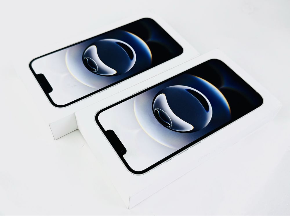 НАЛИЧЕН! Apple iPhone 16e 256GB Black / White Гаранция!
