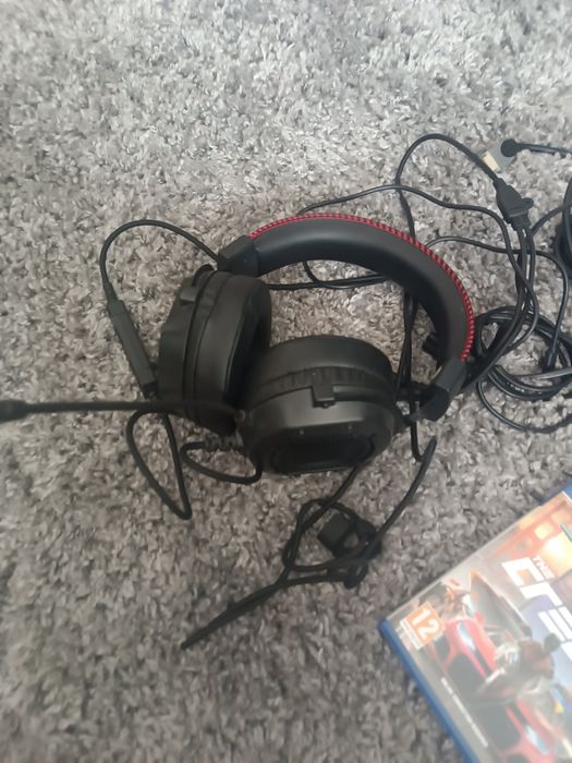 Ps 4 slim în stare foarte buna