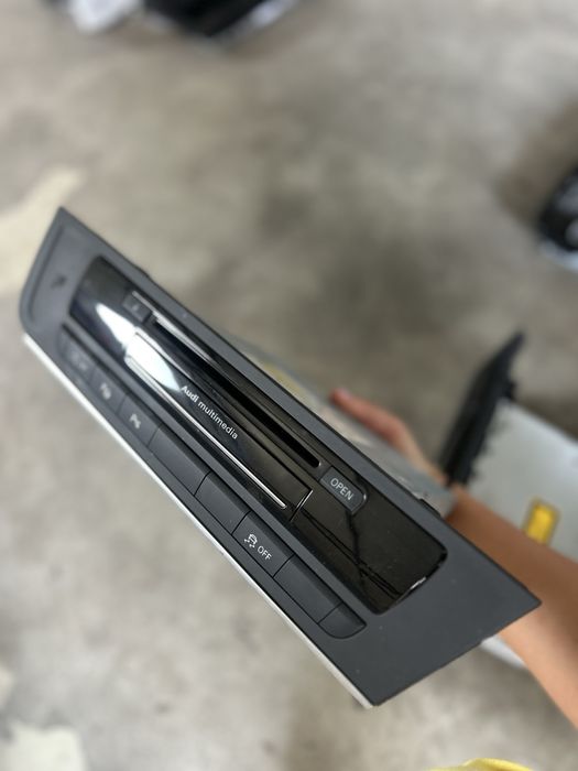 Navigatie/ unitate multimedia Audi A6C7 cod OEM: 4G1 035 192A