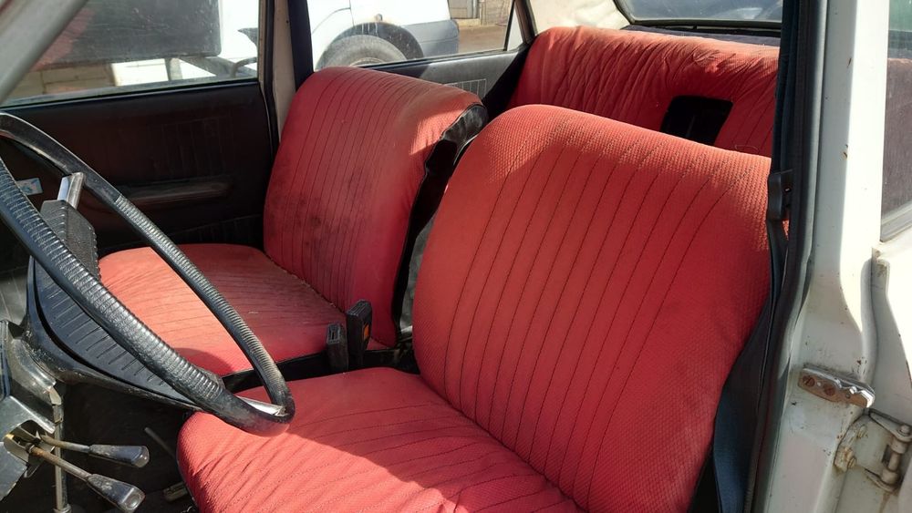 Vand 2 dacii de vanzare