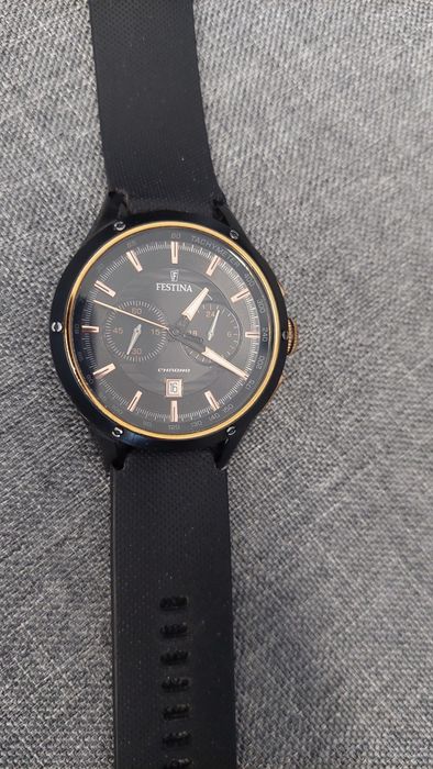 Часовник Festina F16833