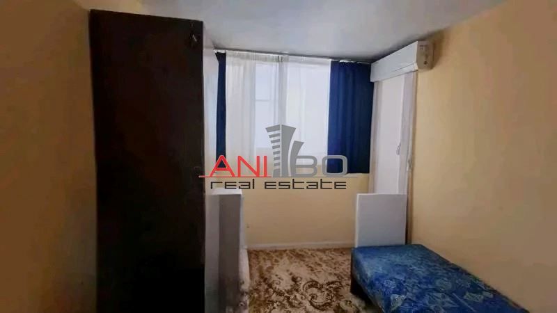 Продава се Двустаен апартамент в Варна, ВИНС - 63 кв.м за 2824 €/кв.м - Снимка #4