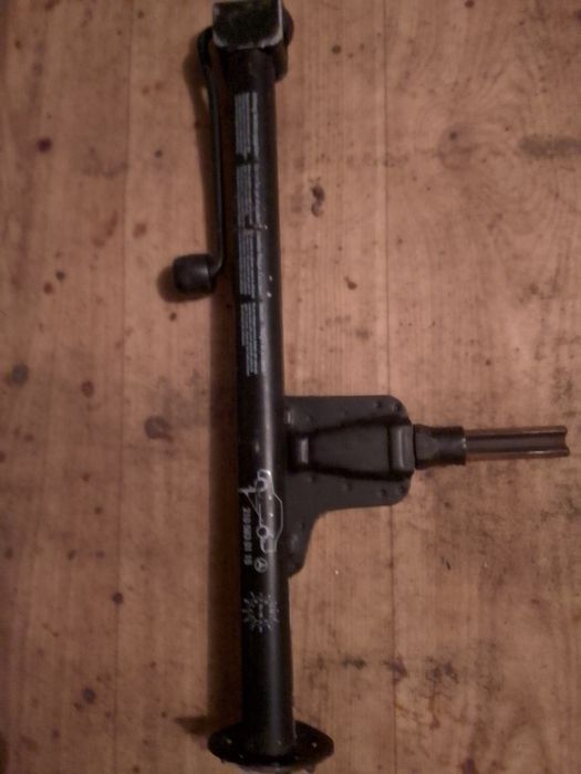 Продавам крик за Мерцедес е класа е и други модели.работи перфектно.