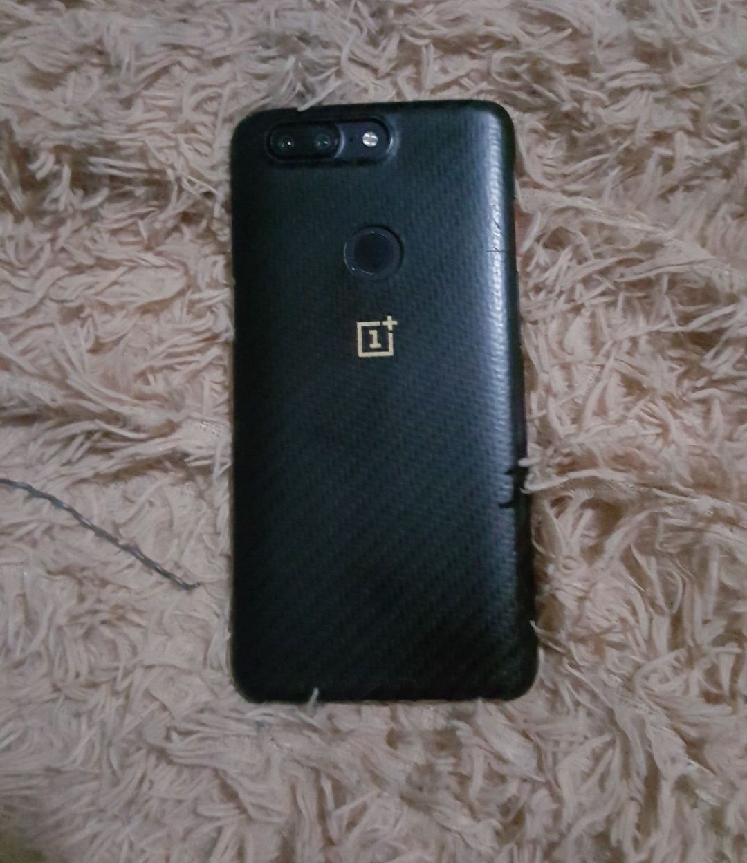 Продам OnePlus 5t