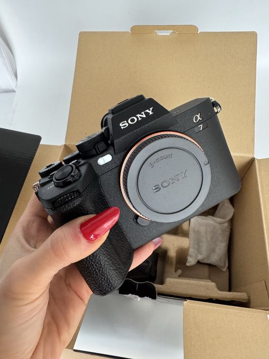 Aparat foto Sony A7 IV body