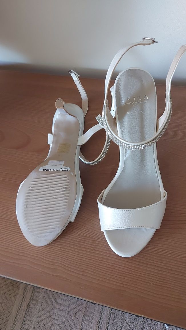 Pantofi nunta alb sidefat noi cu eticheta toc 10cm M38
