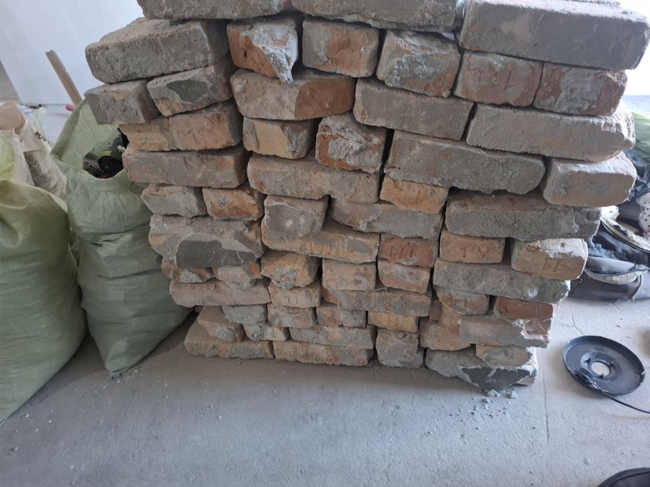 Пишган гишт бор 200 300 та перегароткадан чиккан яхши сифатли