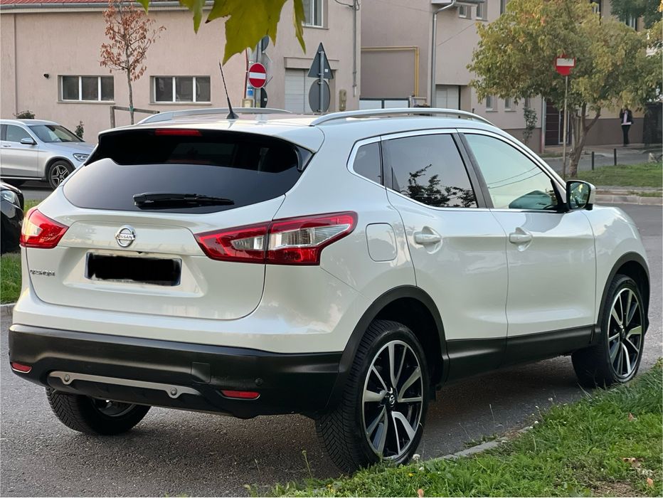 Nissan Qashqai TEKNA 1.6 DCI 130 CP 4x4