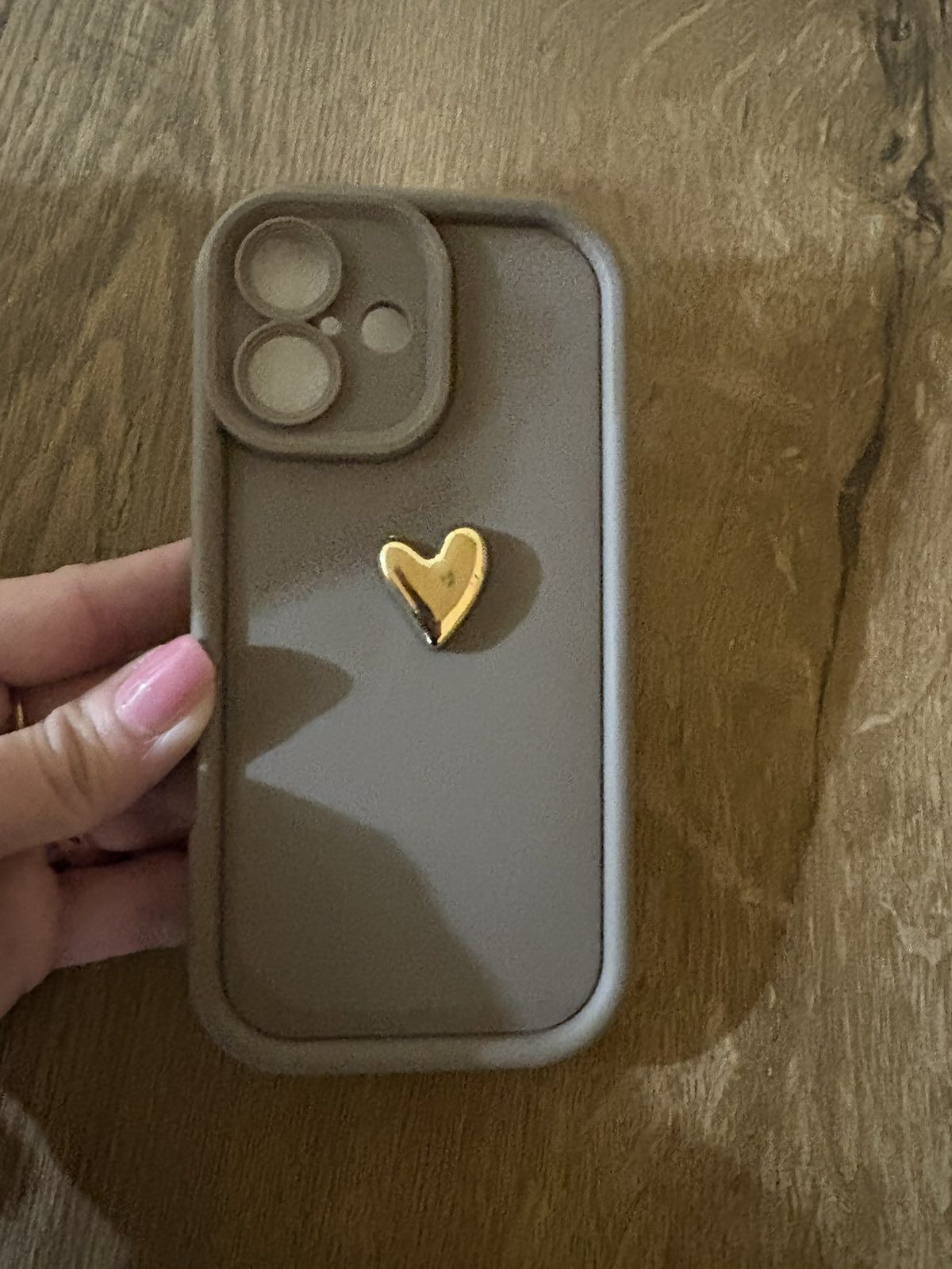 Iphone 16 кейс  силиконов