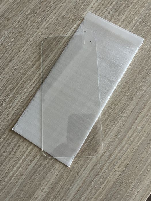 Folie sticla iphone 17 pro