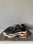 WTS Balenciaga Triple S Bred size 42