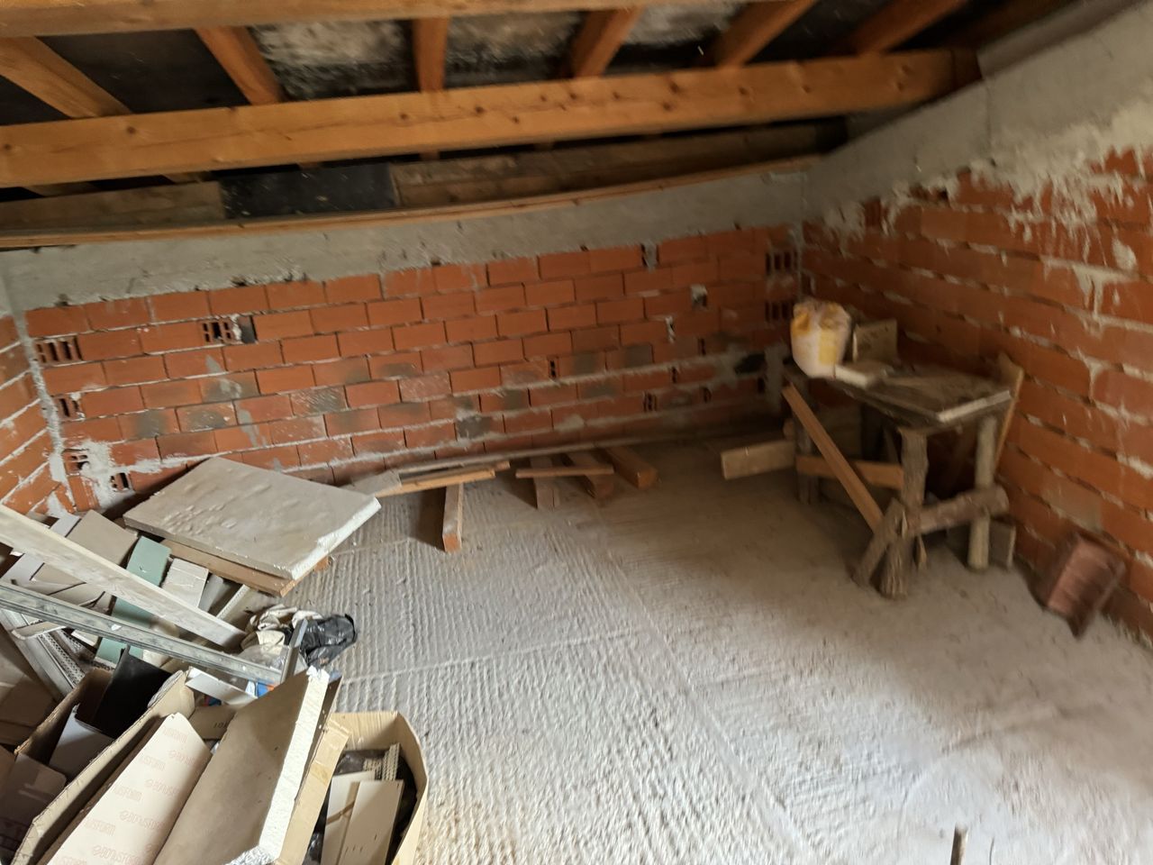 Продава се Къща в Ботевград - 60 кв.м за 2464 €/кв.м - Снимка #8