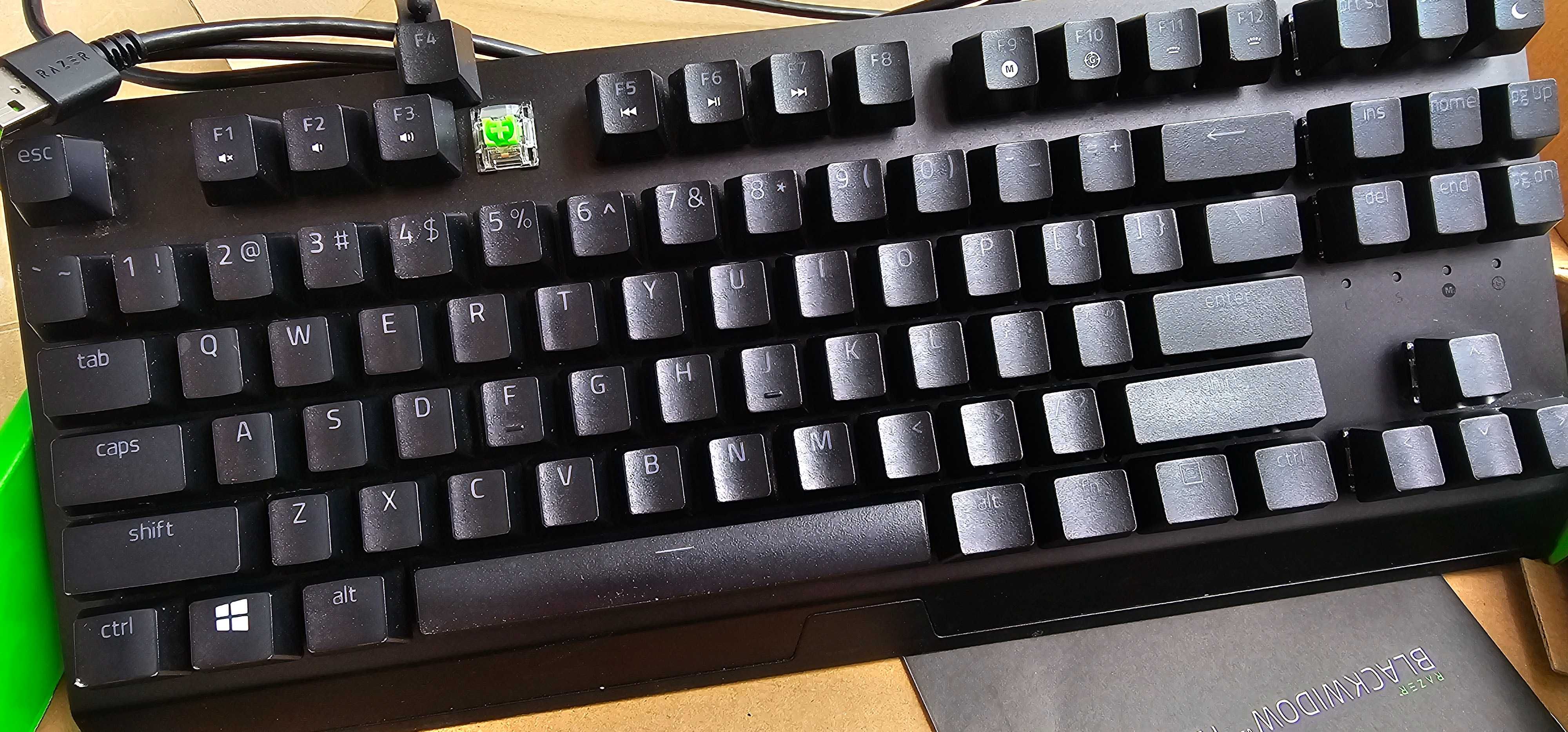 Razer BlackWidow V3 Tenkeyless - механична геймърска клавиатура