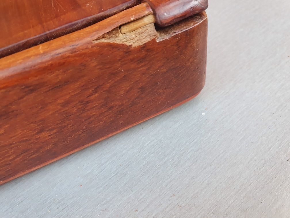 Нидерландска дървена кутия за бижута