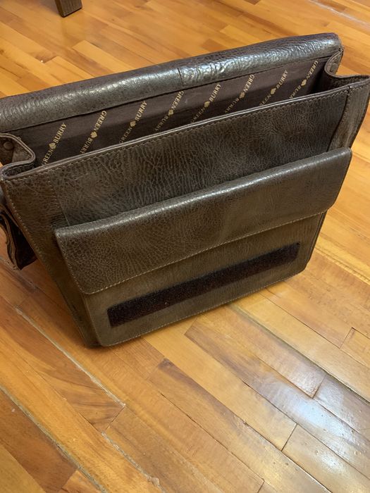 Geanta laptop din piele