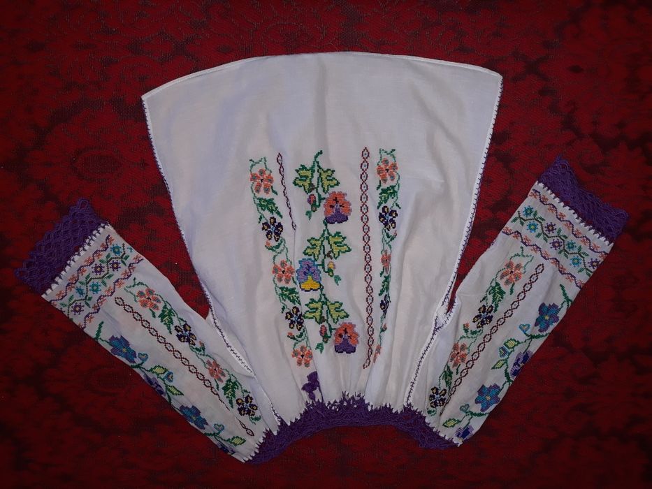 Ie costum popular