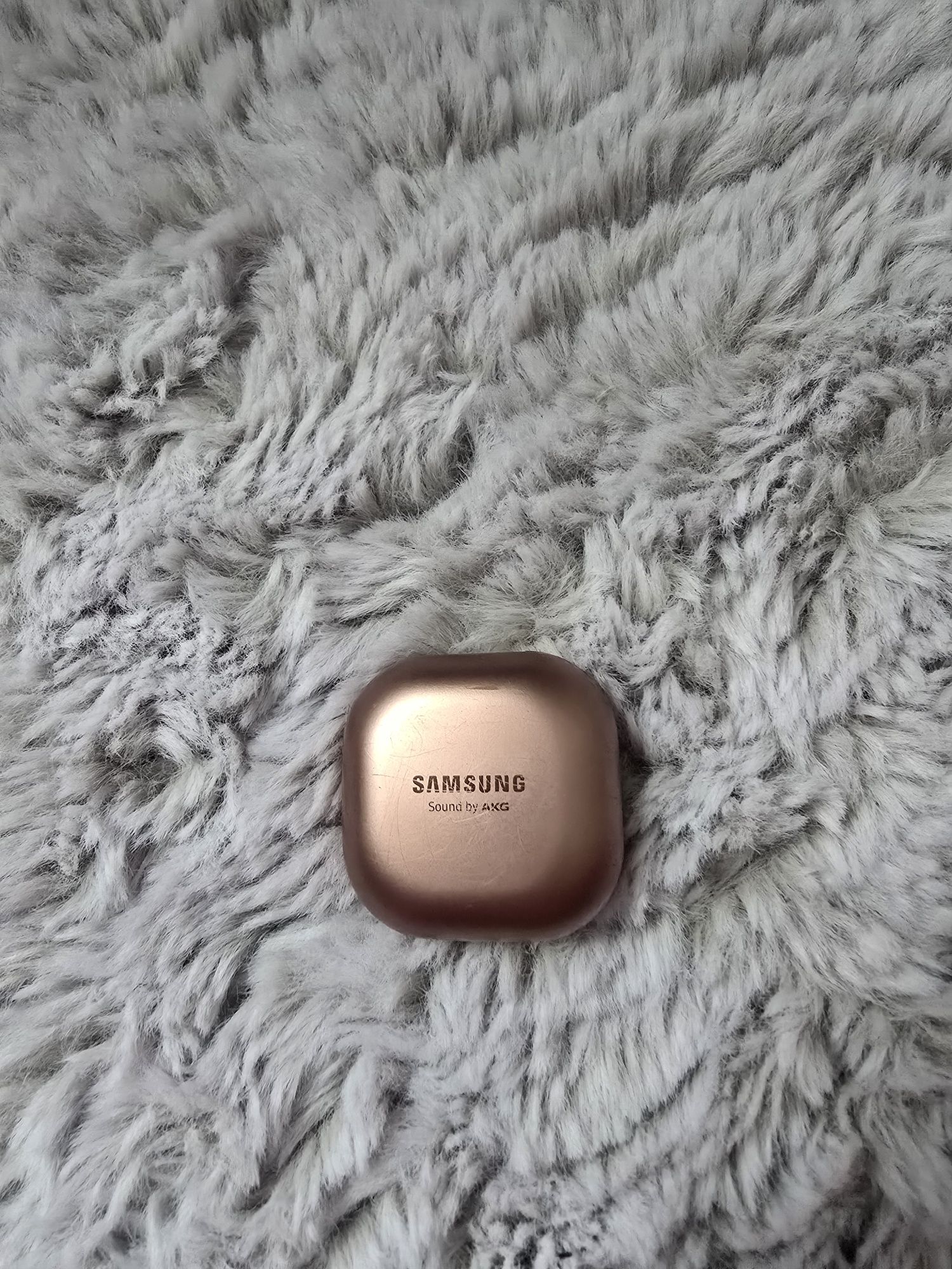 casti galaxy buds live