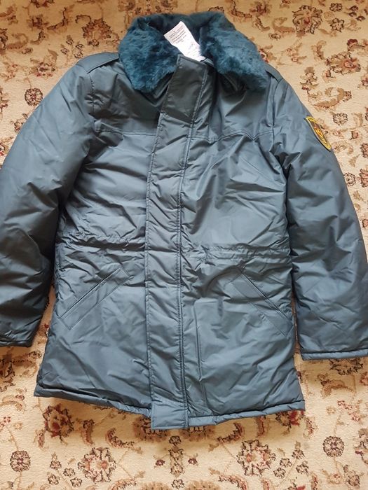 Демисезонная (не промокаемая) куртка