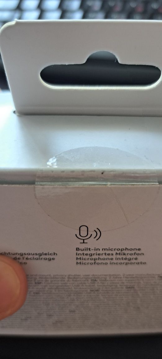 Logitech Brio 100 webcam