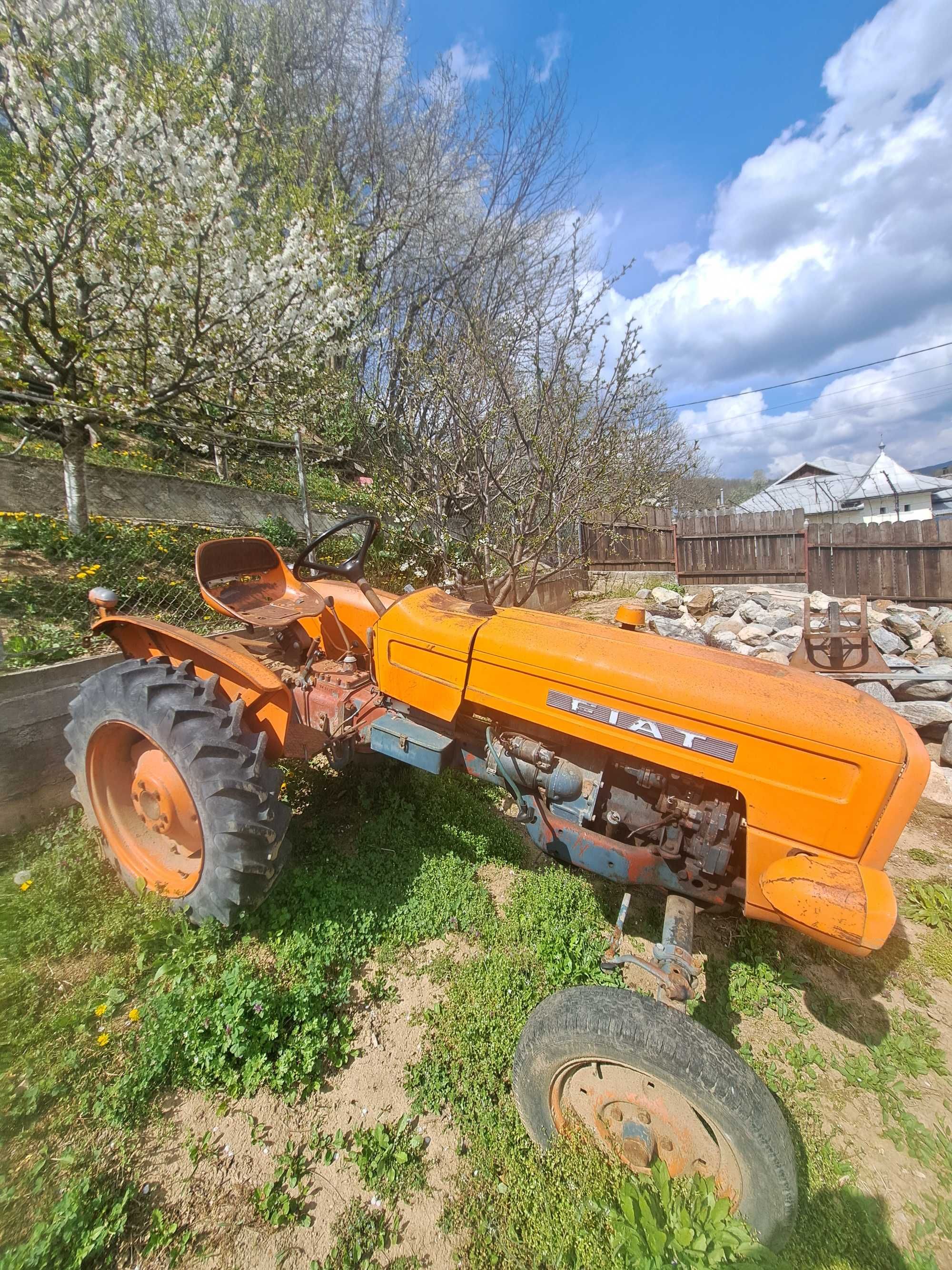 Tractor Fiat 215 Diesel