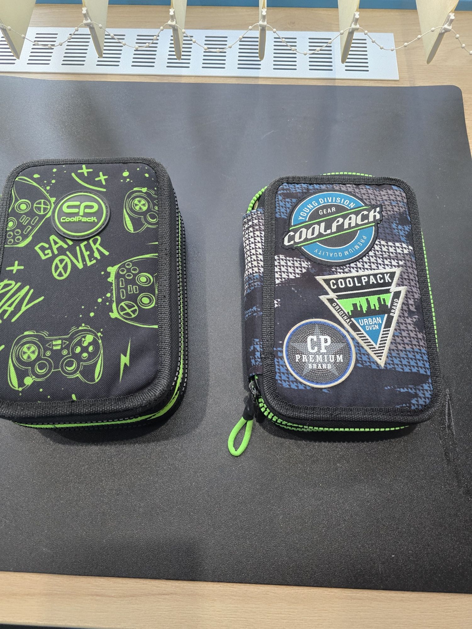Ученическа раница и 2 несесера coolpack