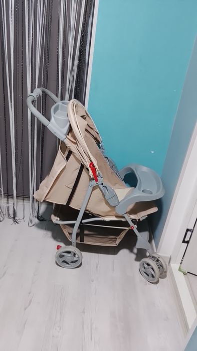 Коляска  бу в отличном состоянии