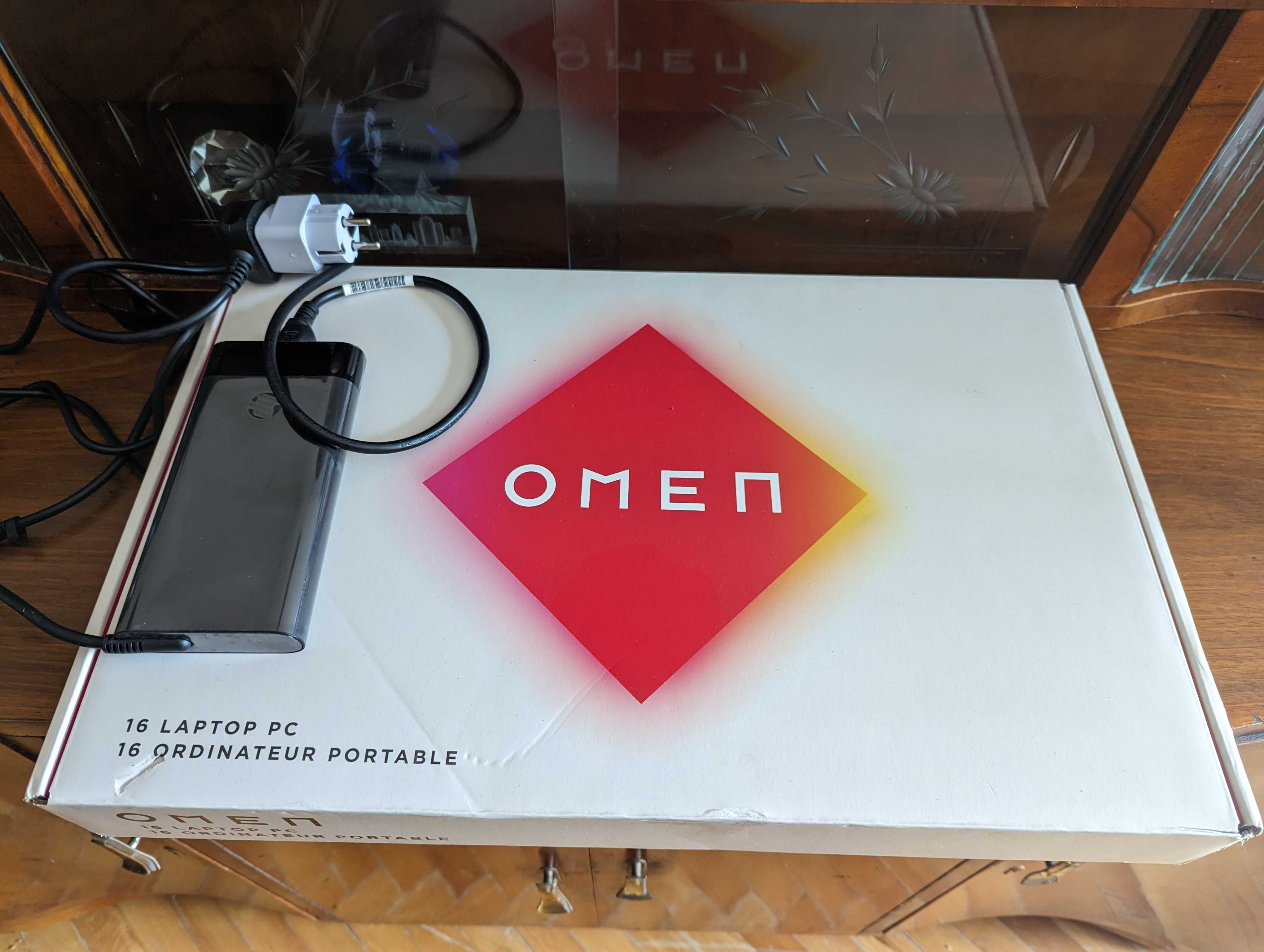 Vand laptop HP OMEN gaming practic nou