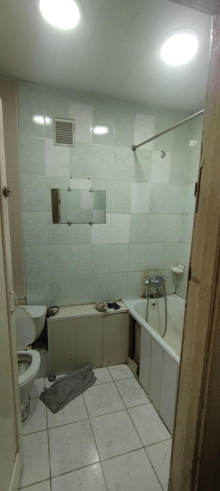 Продается квартира 2/2/5 Авиагородок. Аэропорт