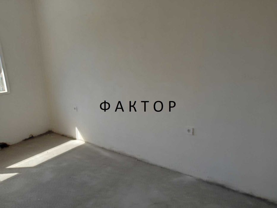 Продава се Тристаен апартамент в Пловдив, Кършияка - 115 кв.м за 1190 €/кв.м - Снимка #1