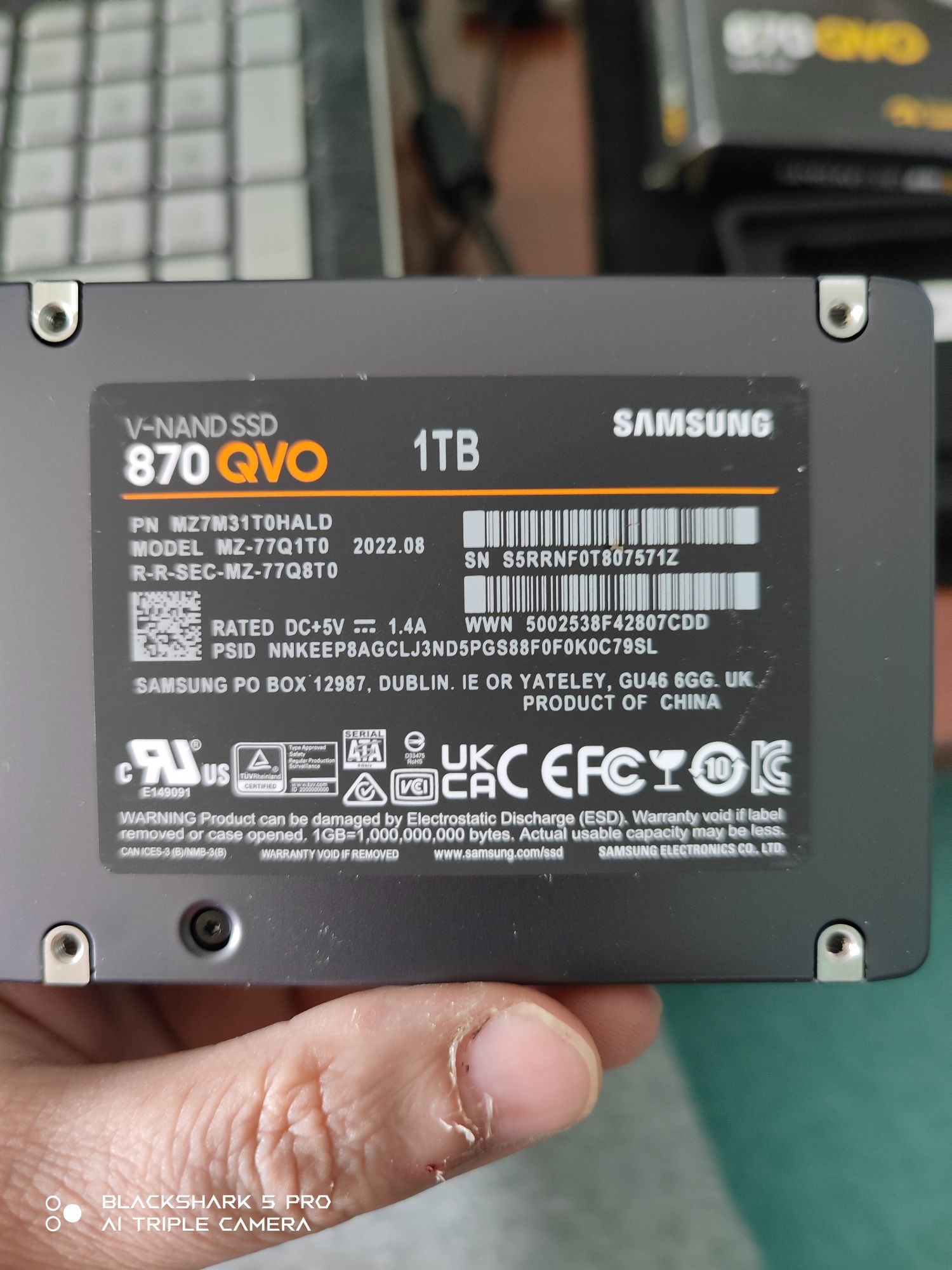 Продам SSD диск Samsung 870qvo 1tb