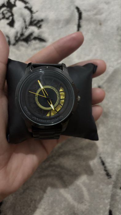 Часы мужской ,новый