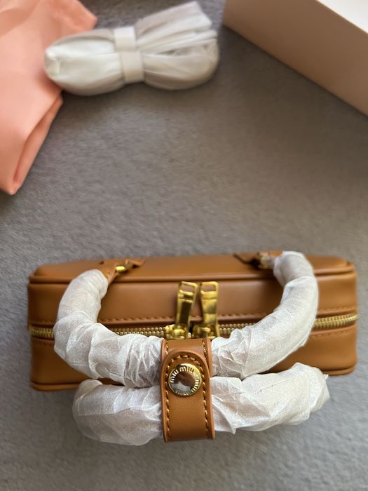 Дамска кафява чанта естествена кожа