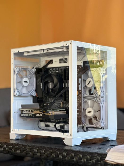 Vand pc de gaming, CITESTE DESCRIEREA!!