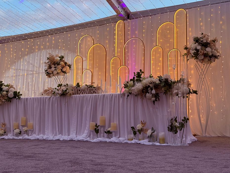 Cort de evenimente. Corturi de nunti