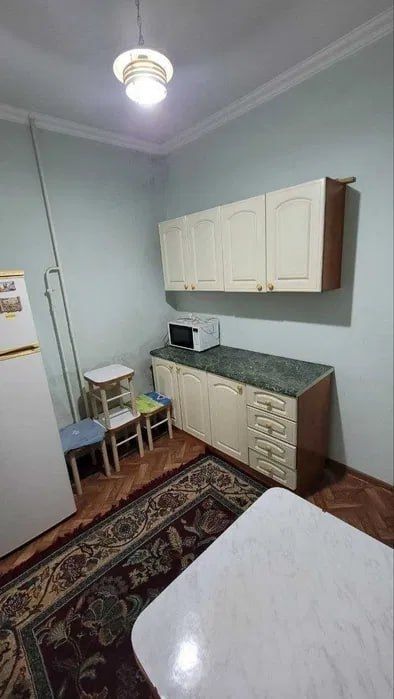Продаётся  2-комнатная квартира с улучшенной планировкой в Юнуса